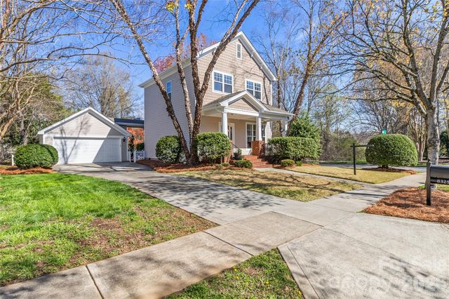 8325 Strandhill Road, Huntersville, NC 28078