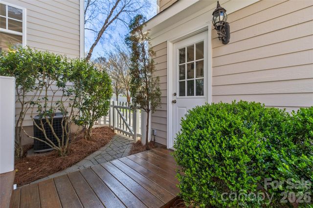 8325 Strandhill Road, Huntersville, NC 28078