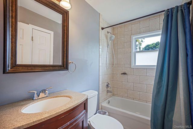 3010 Sipp Avenue, Medford, NY 11763