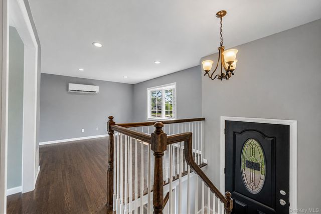 3010 Sipp Avenue, Medford, NY 11763
