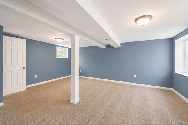 3010 Sipp Avenue, Medford, NY 11763