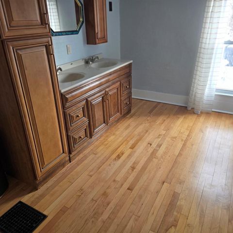 410 2ND STREET, Menominee, MI 49858