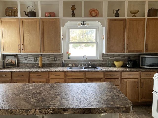 410 2ND STREET, Menominee, MI 49858