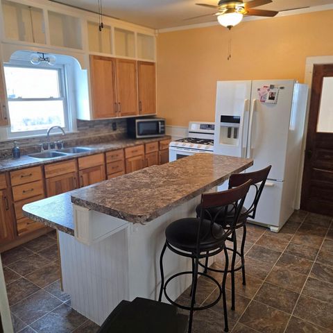 410 2ND STREET, Menominee, MI 49858