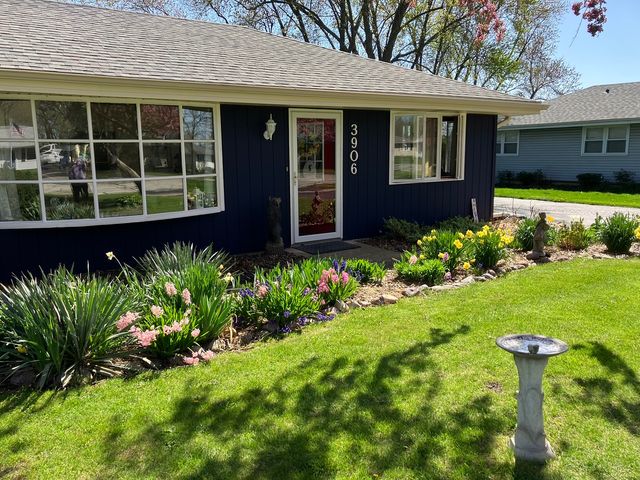 3906 LEOMINSTER Avenue, Joliet, IL 60431