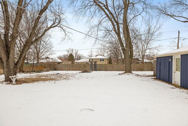 3906 LEOMINSTER Avenue, Joliet, IL 60431