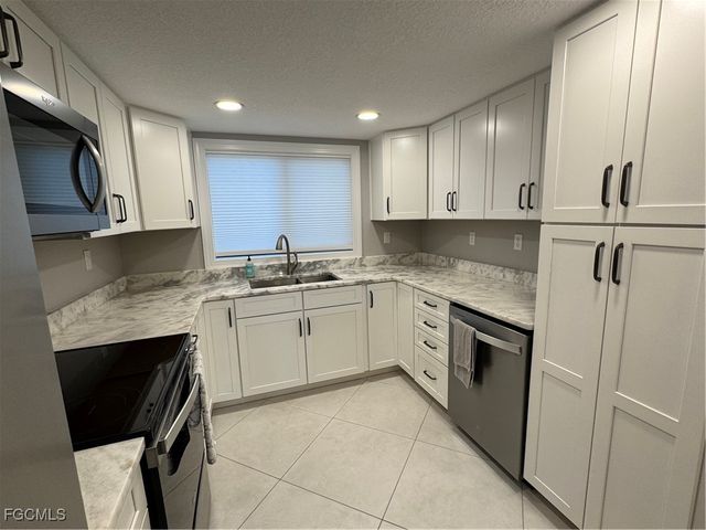 3722 SE 12th AVE 1A, Cape Coral, FL 33904