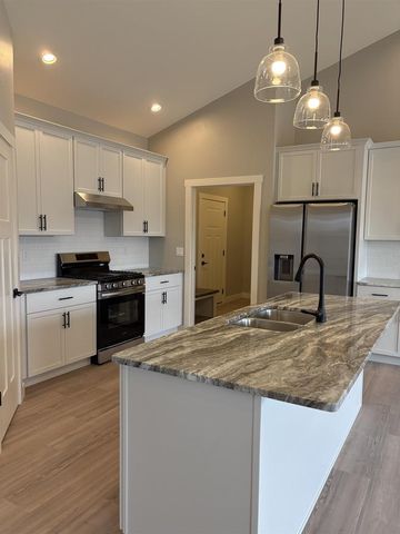 N9246 HOMESTEAD LANE, Appleton, WI 54915