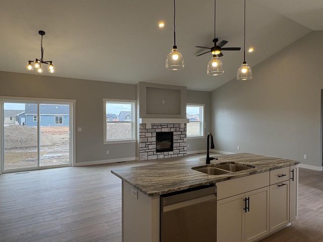 N9246 HOMESTEAD LANE, Appleton, WI 54915