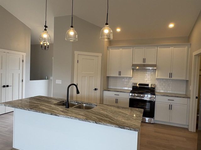 N9246 HOMESTEAD LANE, Appleton, WI 54915