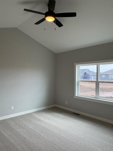 N9246 HOMESTEAD LANE, Appleton, WI 54915
