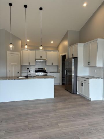 N9246 HOMESTEAD LANE, Appleton, WI 54915