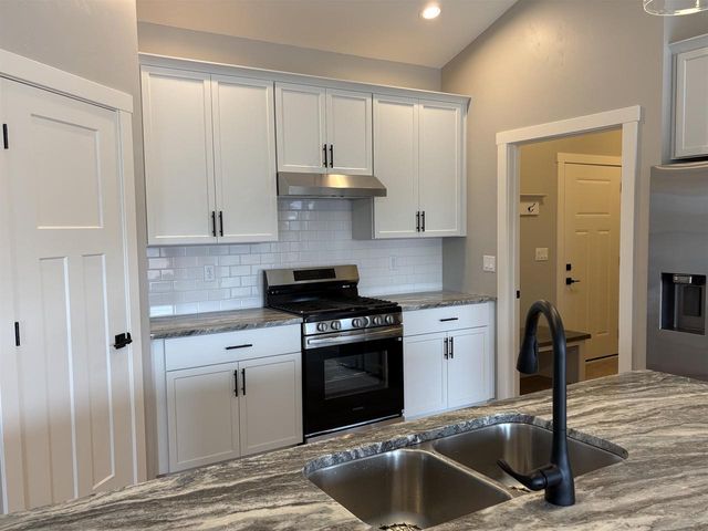 N9246 HOMESTEAD LANE, Appleton, WI 54915