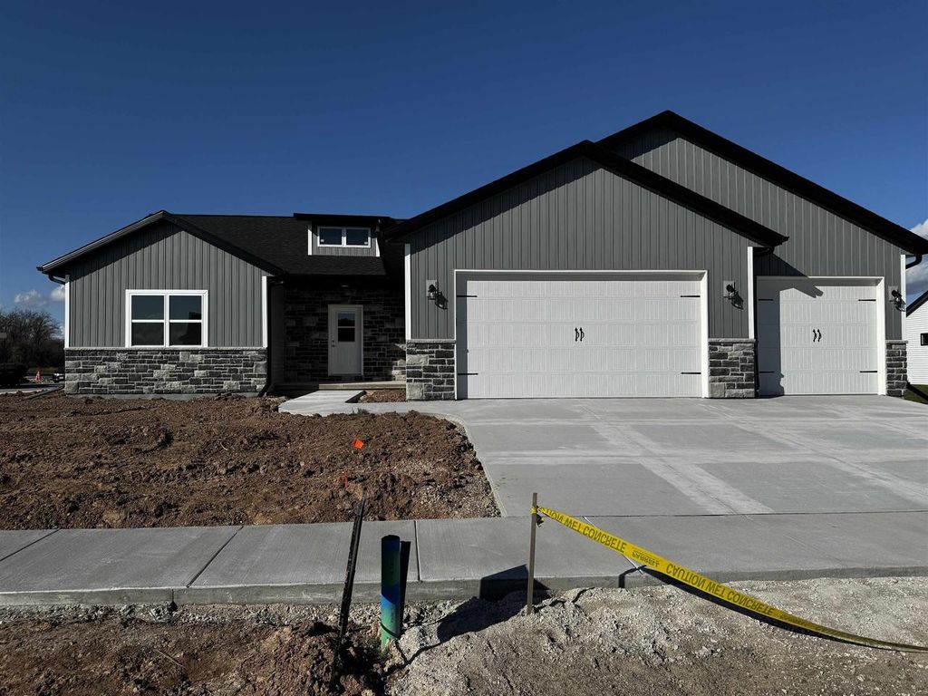 N9246 HOMESTEAD LANE, Appleton, WI 54915