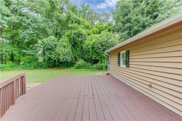 3305 Ladd Drive, Gainesville, GA 30506