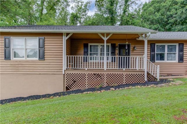 3305 Ladd Drive, Gainesville, GA 30506