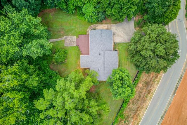3305 Ladd Drive, Gainesville, GA 30506