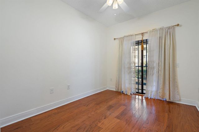 2803 Sarento Place 110, Palm Beach Gardens, FL 33410
