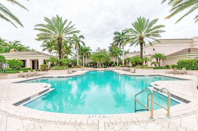 2803 Sarento Place 110, Palm Beach Gardens, FL 33410