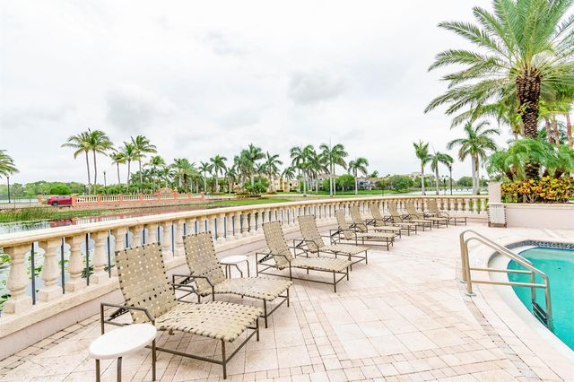 2803 Sarento Place 110, Palm Beach Gardens, FL 33410