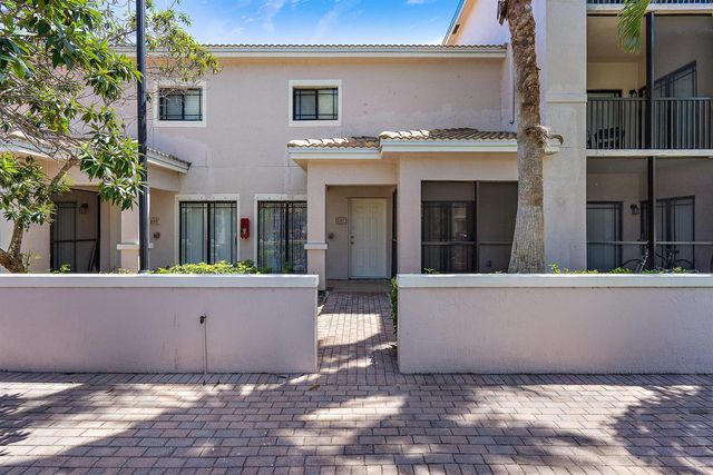 2803 Sarento Place 110, Palm Beach Gardens, FL 33410
