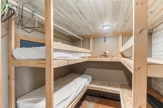 309 Cedar Point Circle, Gordonville, TX 76245