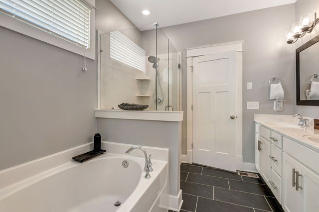 607 Beamon Dr, Franklin, TN 37064