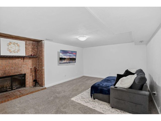 1027 Cottonwood Dr, Windsor, CO 80550