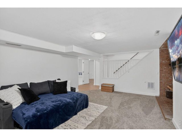 1027 Cottonwood Dr, Windsor, CO 80550
