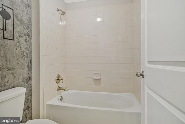 11353 FLAG CT, White Plains, MD 20695