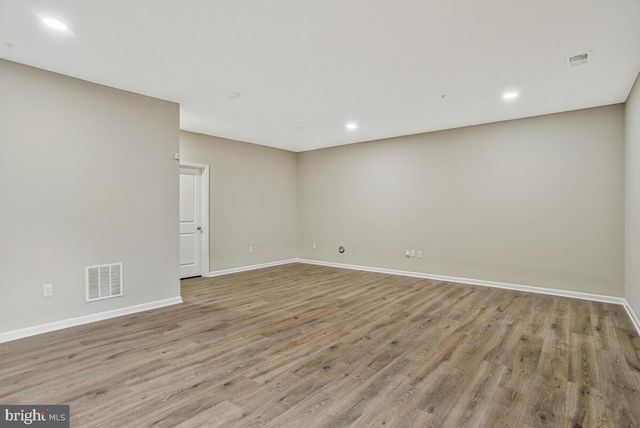 11353 FLAG CT, White Plains, MD 20695