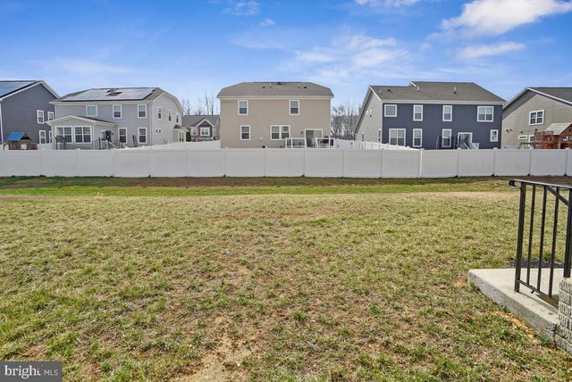 11353 FLAG CT, White Plains, MD 20695