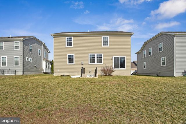 11353 FLAG CT, White Plains, MD 20695