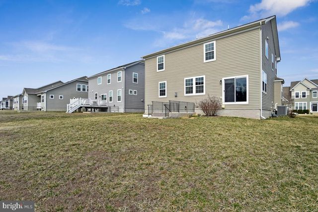 11353 FLAG CT, White Plains, MD 20695