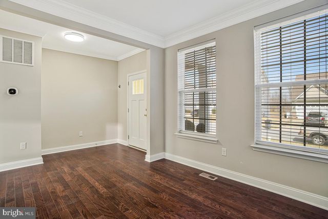 11353 FLAG CT, White Plains, MD 20695