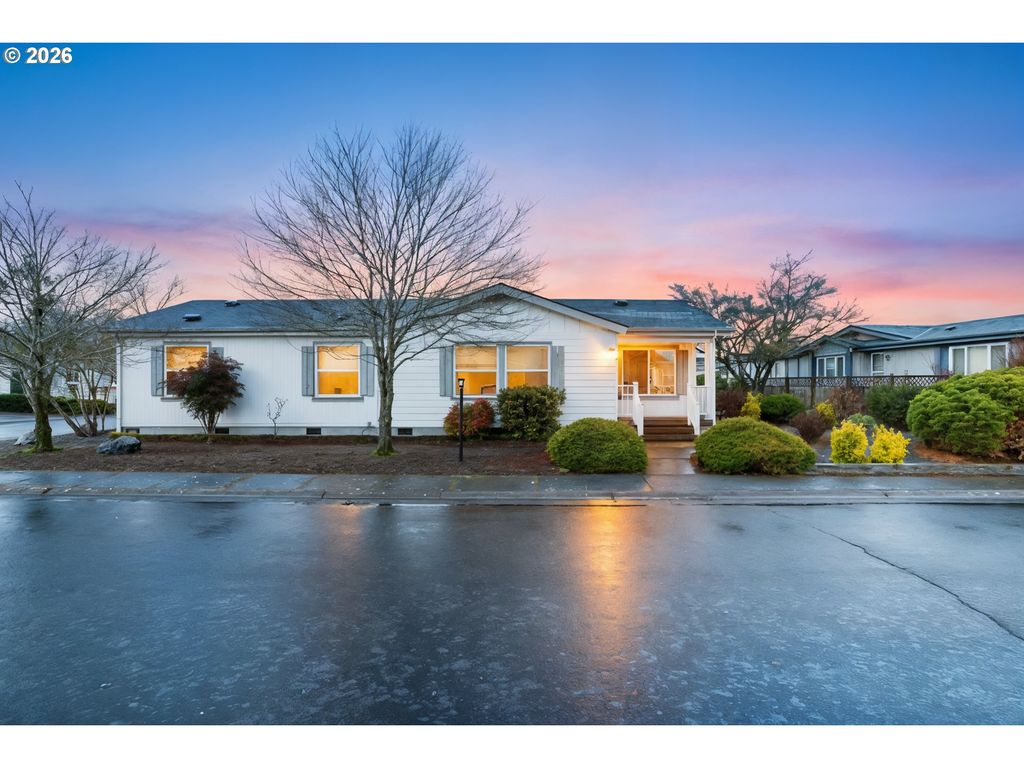 3700 BABCOCK Ln 106, Eugene, OR 97401