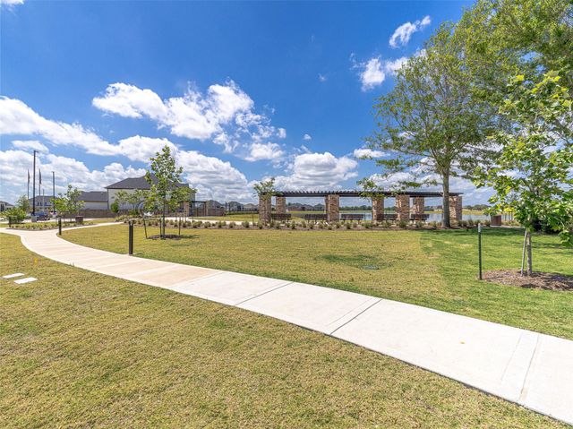 1677 Birch Lake Bend, Friendswood, TX 77546