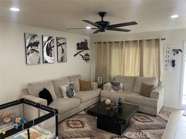 670 Lanier St., Hemet, CA 92543