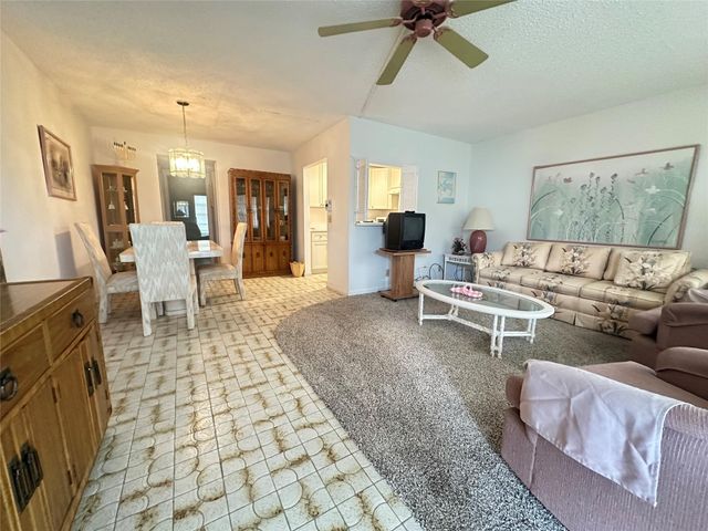 163 Markham H 163, Deerfield Beach, FL 33442