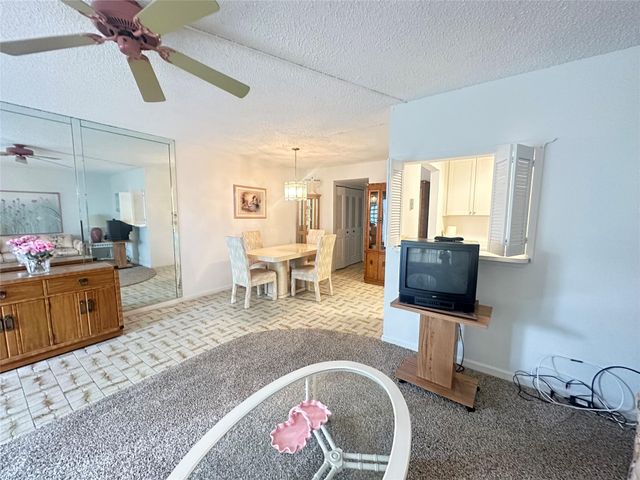163 Markham H 163, Deerfield Beach, FL 33442