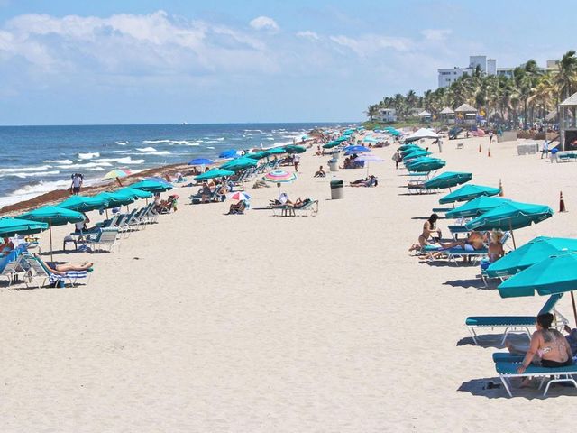 163 Markham H 163, Deerfield Beach, FL 33442