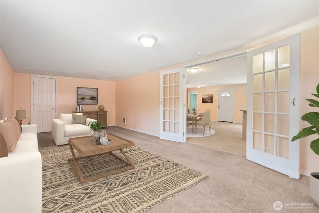 5230 Puget Road NE, Olympia, WA 98516