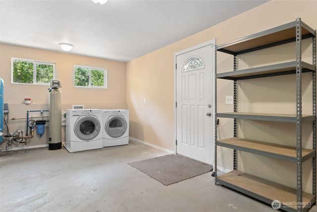 5230 Puget Road NE, Olympia, WA 98516