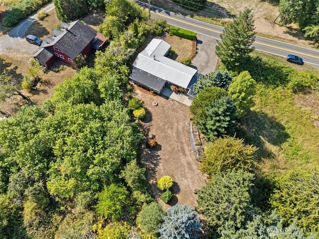 5230 Puget Road NE, Olympia, WA 98516
