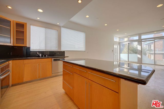 14 Privateer Street 1, Marina Del Rey, CA 90292