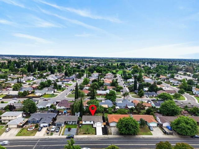 6330 Valley Hi Dr, Sacramento, CA 95823