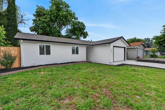 6330 Valley Hi Dr, Sacramento, CA 95823