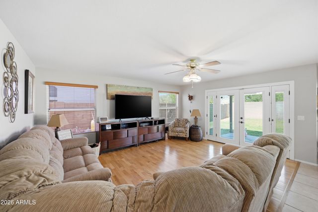 8310 W PERSHING Avenue, Peoria, AZ 85381