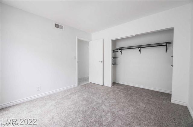 2560 Palmera Circle, Las Vegas, NV 89121