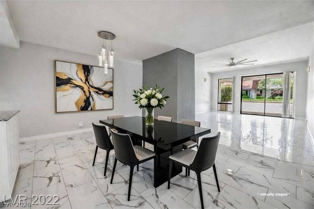 2560 Palmera Circle, Las Vegas, NV 89121